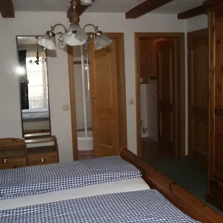 Gastehaus Sonne شلينغين